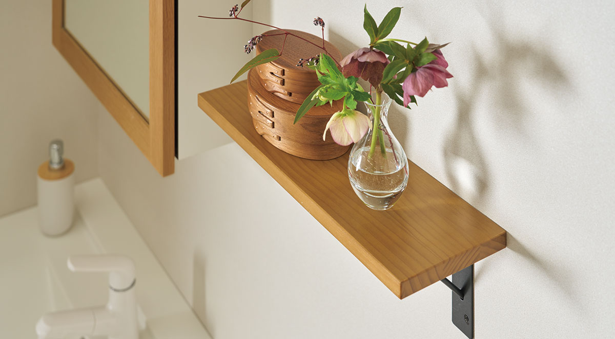 ニュージーパイン一本芯集成材の棚板にライト色が新登場